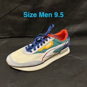 Puma Men's Blue and Red Sneakers